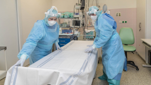 Ve Středomoravské nemocniční leží 172 covid-pozitivních pacientů