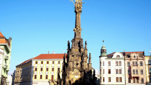Historie olomouckých staveb: Sloup Nejsvětější Trojice