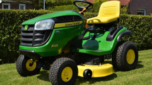 Zloděj ve Chválkovicích ukradl traktůrek na zahradu za 150 tisíc