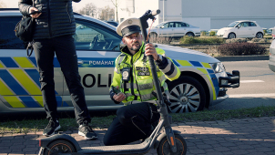 Policisté kontrolovali koloběžky
