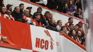 Hokejisté HC Olomouc vypadli s Pardubicemi