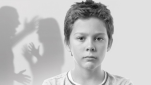 Zastavit kolotoč násilí. Jak zabránit přenosu agresivního chování na děti?