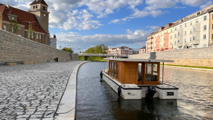 Náplavku oživí koncert saxofonistky, která nadchla amerického prezidenta