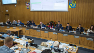 Novým hejtmanem byl zvolen Ladislav Okleštěk, noví jsou i náměstci