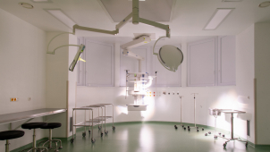 Olomoucká fakultka má nový zákrokový sál na ortopedii