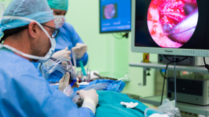 Ve fakultce bude mezinárodní kurz miniinvazivní ušní chirurgie