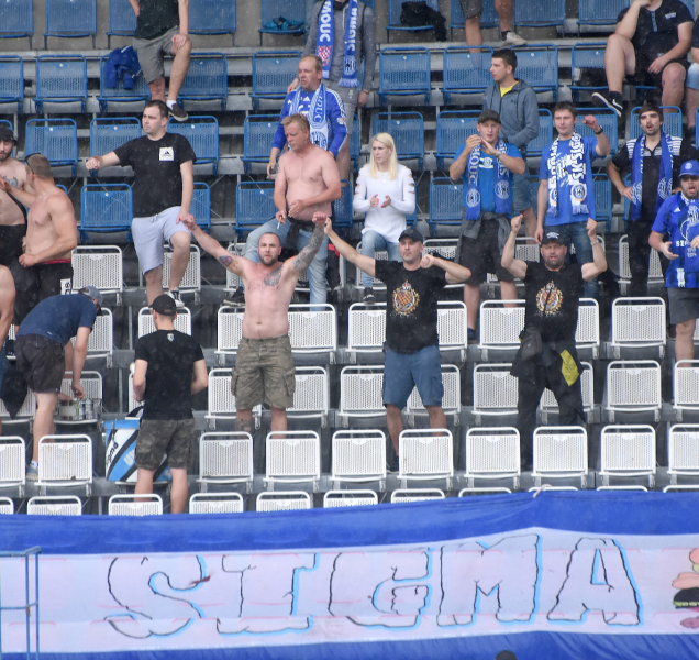 Na akce a stadiony může od pondělí až 2500 lidí