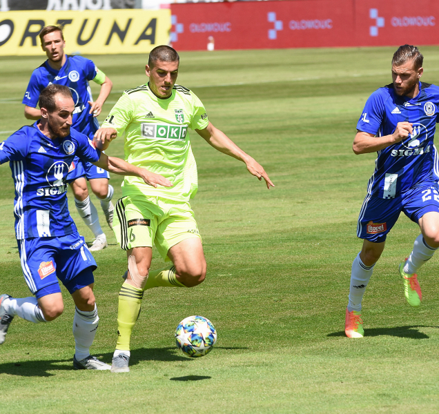 LFA odložila sobotní zápasy skupiny o záchranu