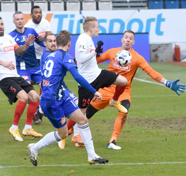 Sigma vedla o dvě branky, ale Spartě podlehla