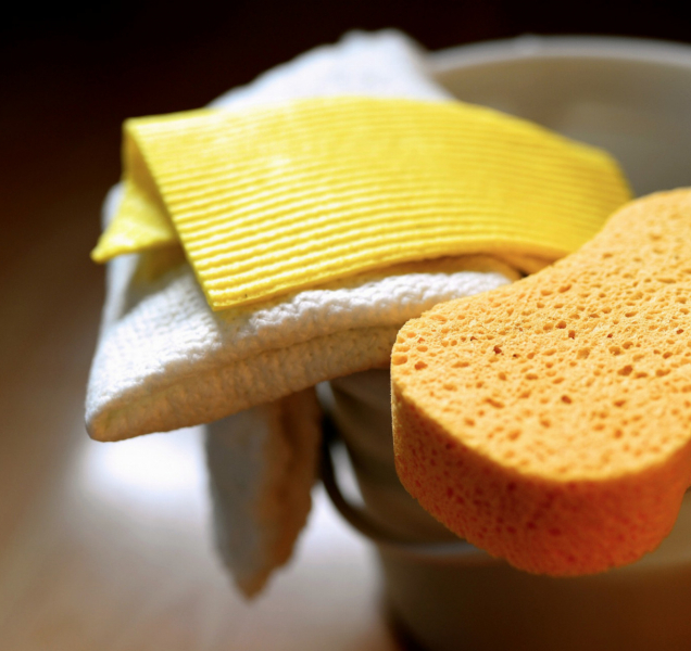 Žena volala strážníky kvůli koncertu, vyklubal se z něj úklid