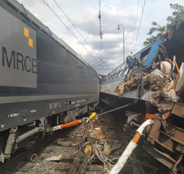 V Němčicích nad Hanou došlo ke srážce dvou vlaků