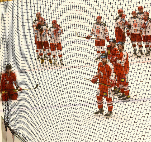 Mora nedohrála, Konrád se zranil, je v pořádku