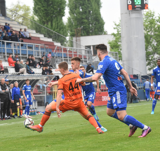 Tipsport nabízí 120 milionů, šéf LFA dál prosazuje nižší nabídku