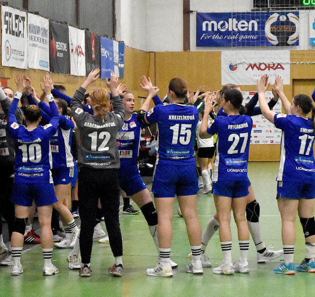 Házenkářky DHK Zora s jasnou výhrou