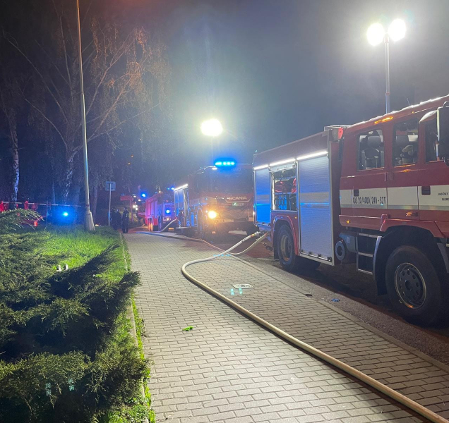 Noční tragédie v Hranicích. V hořícím bytě zemřel muž