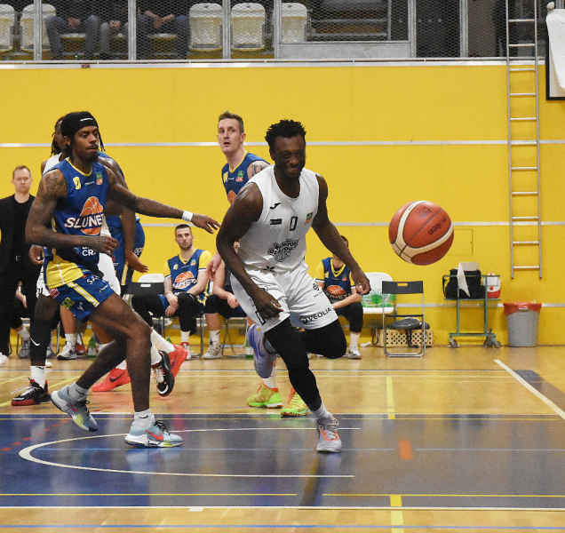 Basketbalisté BK REDSTONE nepřekvapili Pardubice