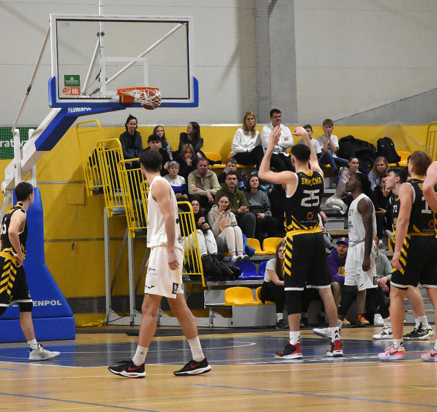 Basketbalisté BK REDSTONE prohráli po prodloužení