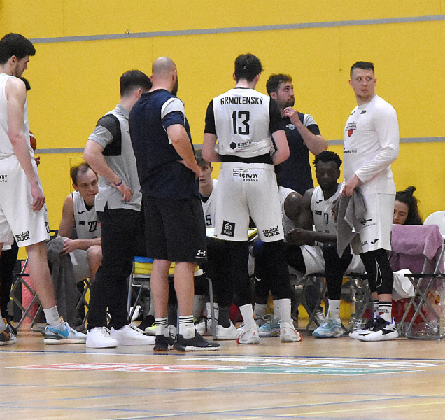 K historickému postupu basketbalistů chybí jeden krok