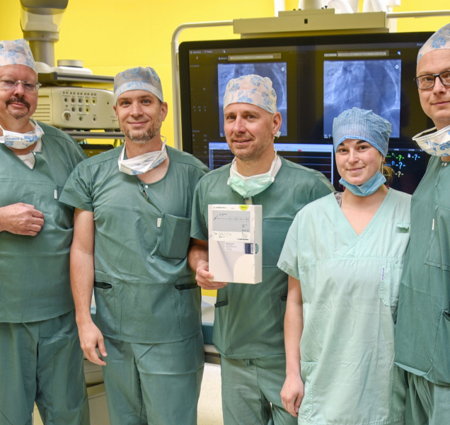 Unikátní přístroj monitoruje srdce a spolupracuje s umělou inteligencí