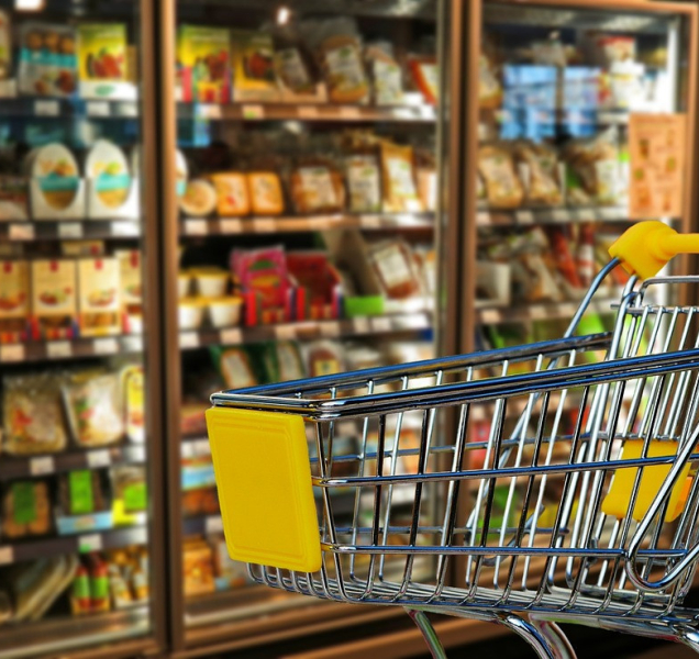 Krádež v supermarketu skončila rvačkou s ostrahou