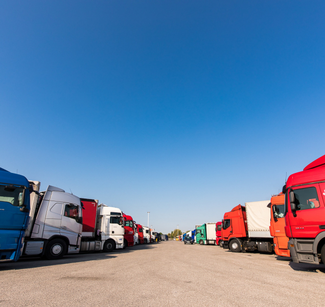 Počet nelegálně parkujících kamionů v Olomouci klesá