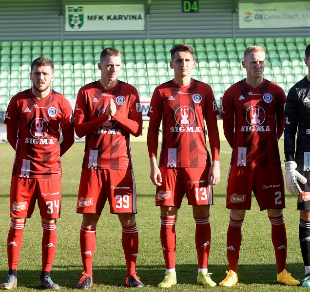 Sigma hrála poslední přípravu, s Julišem v základu