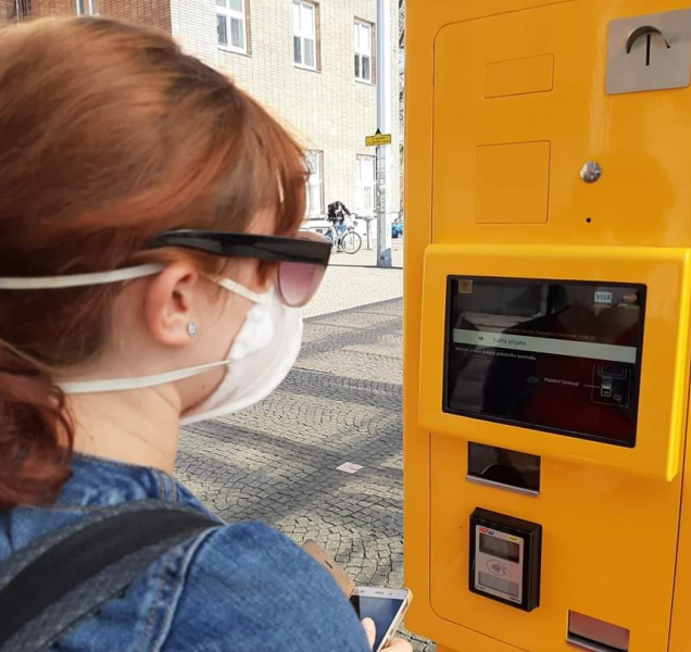 Dopravní podnik koupil dva automaty, kde se dá platit kartou