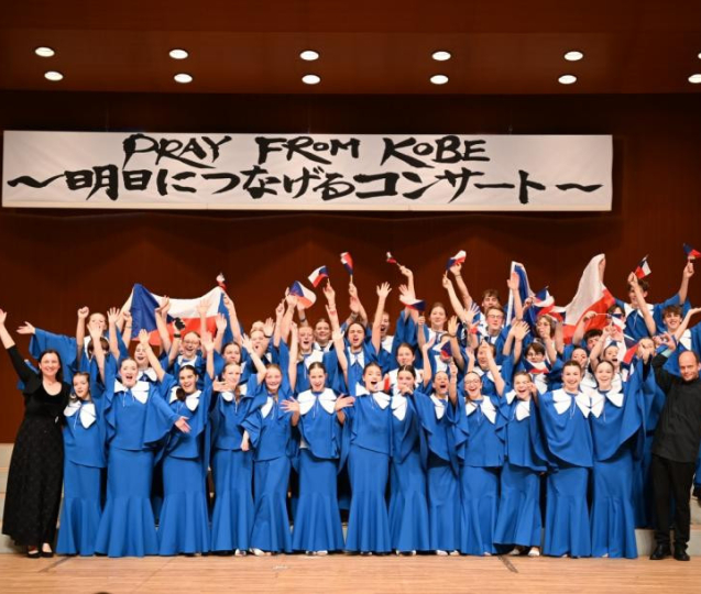 Dětský sbor Motýli nadchl japonské publikum