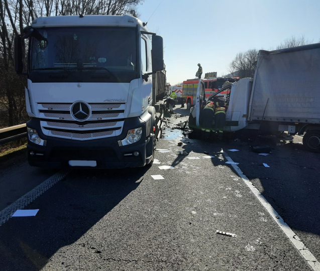 Nehoda na D35 uzavřela směr na Mohelnici