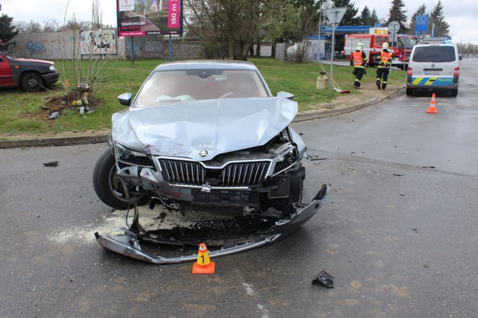 Při sobotní nehodě se zranili oba řidiči