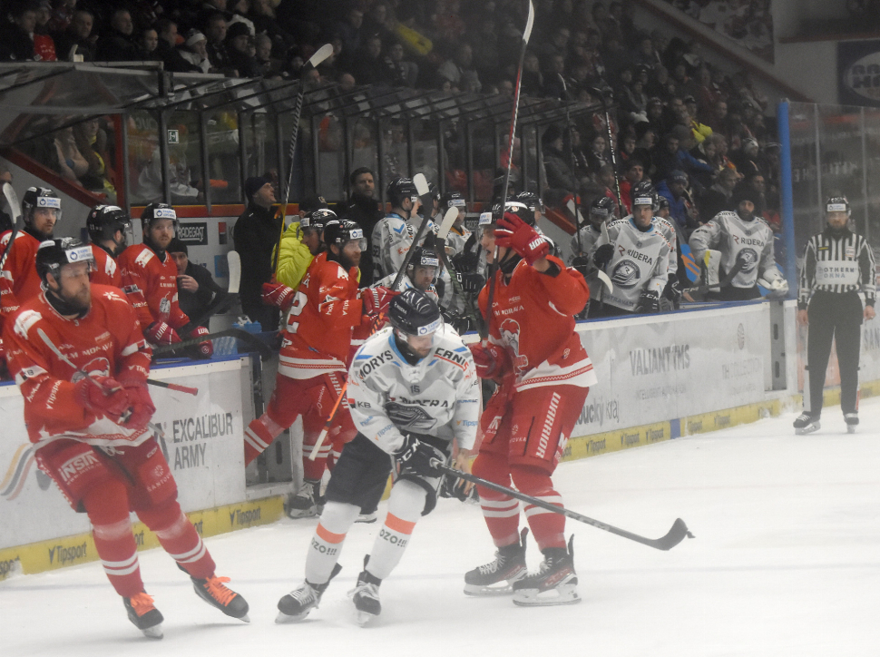 Hokejisté HC Olomouc prohráli derby