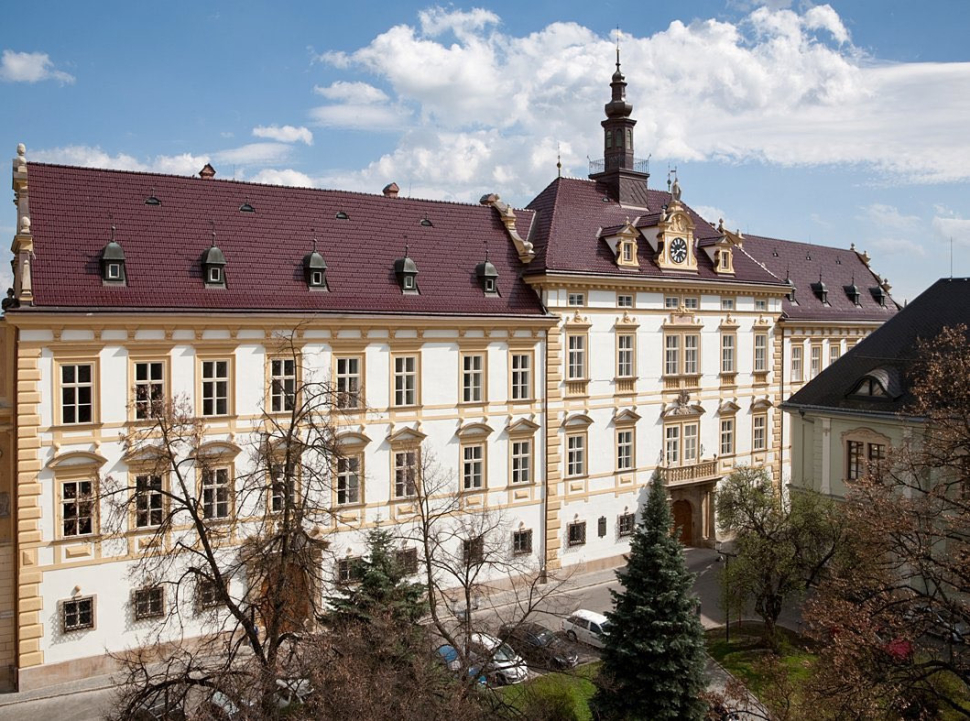 Dostávají naše historické poklady odpovídající péči?